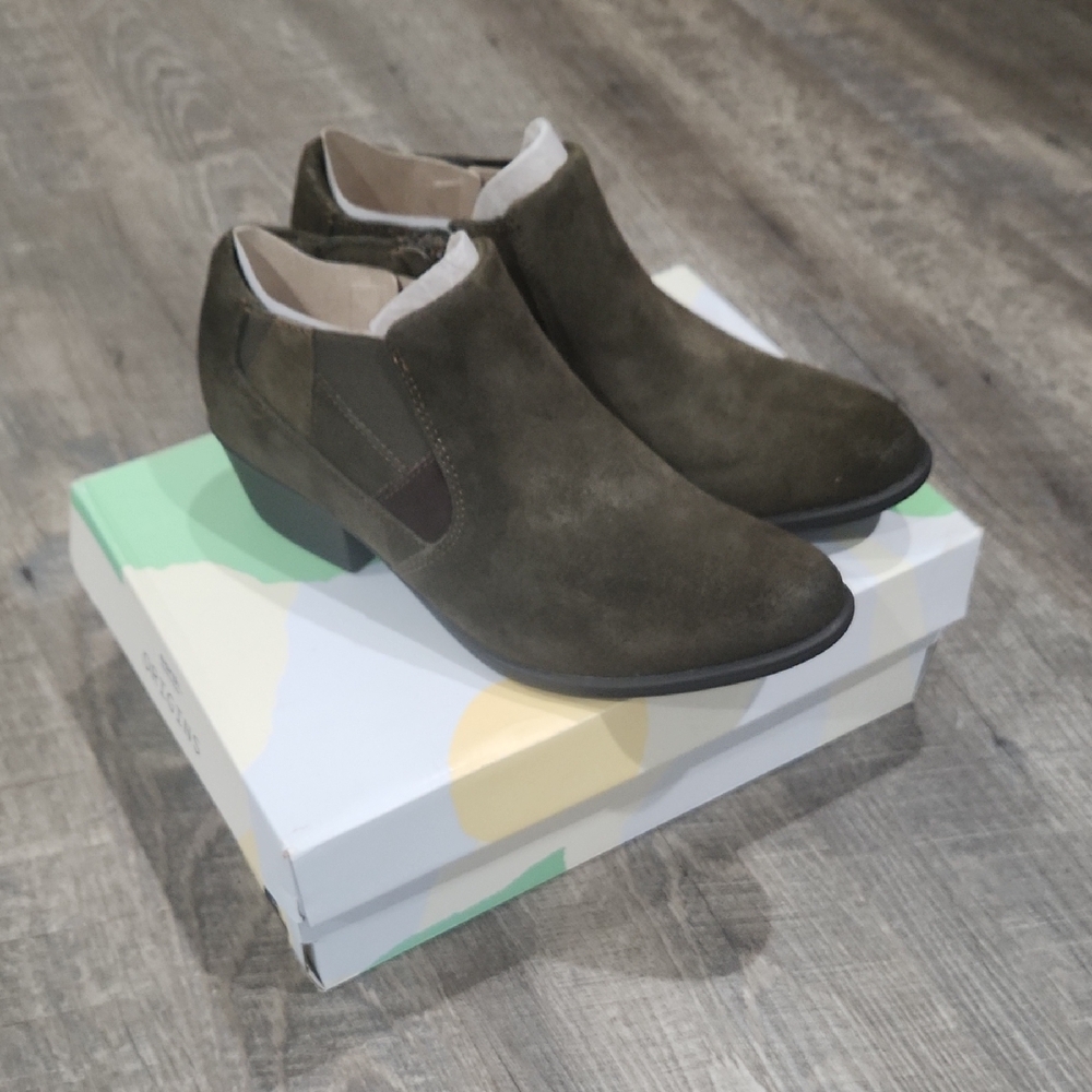 Earth Origins Women's Suede Olive Ankle Booties